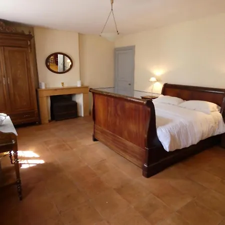 Holiday home Genevieve D' Aubin