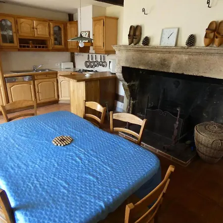 Holiday home Genevieve D' Aubin *