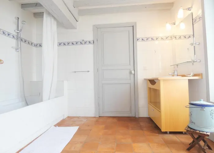 Genevieve D' Aubin * Luxey